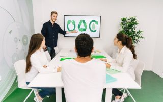 Logística reversa para empresas: quando implementar e por que ela é essencial